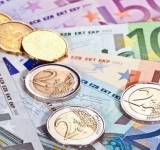 Cursul euro a urcat la maximul ultimelor patru săptămâni